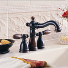 delta faucet bathroom sink